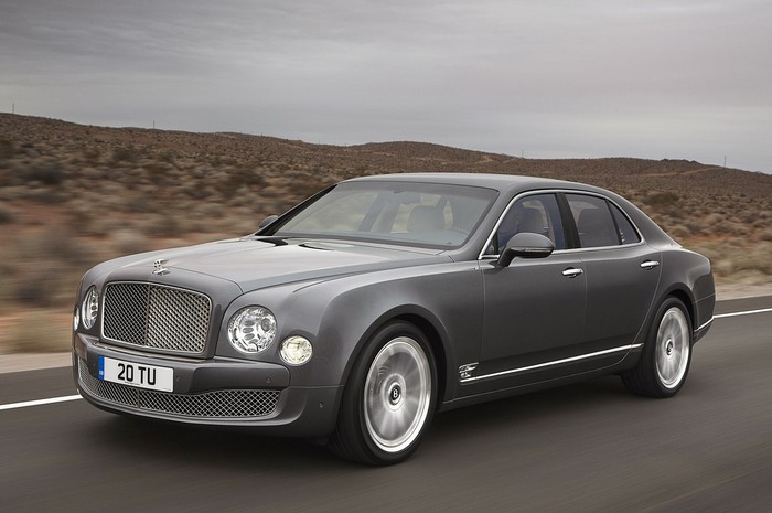 Mulliner là một bộ phận của Bentley chịu trách nhiệm tùy chỉnh những chiếc xe nguyên bản của hãng theo ý khách hàng nhằm tạo ra một chiếc xe thực sự đặc biệt. Mới đây, để tôn vinh bộ phận này thì Bentley đã tung ra một phiên bản đặc biệt của chiếc Mulsanne tiêu chuẩn mang tên 2013 Mulsanne Mulliner Driving Specification.