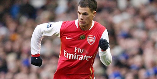 Jeremie Aliadiere gia nhập Arsenal khi mới 16 tuổi.