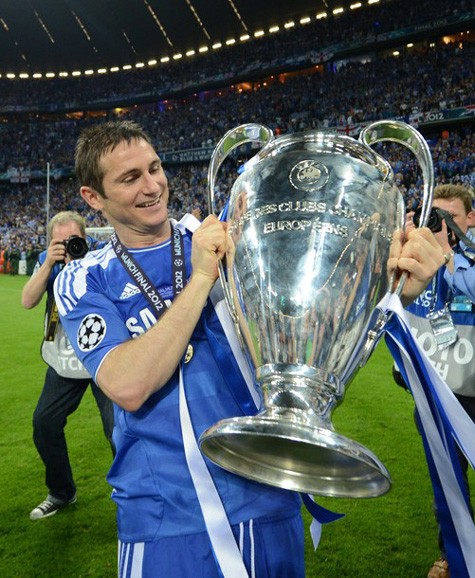 Chelsea - nhà vô địch Champions League mùa 2011/12.