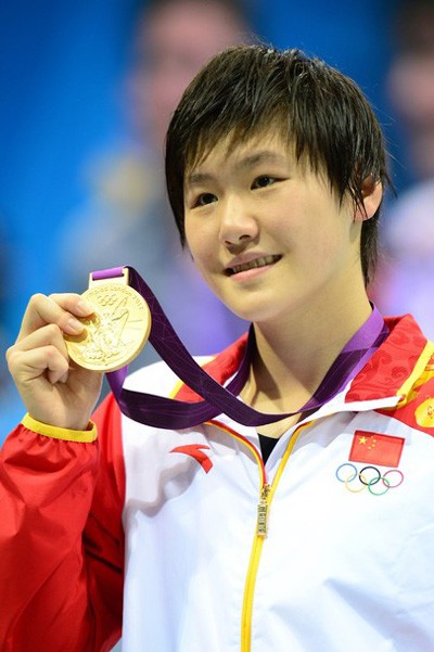 VĐV Ye Shiwen giành 2 HCV Olympic London 2012.