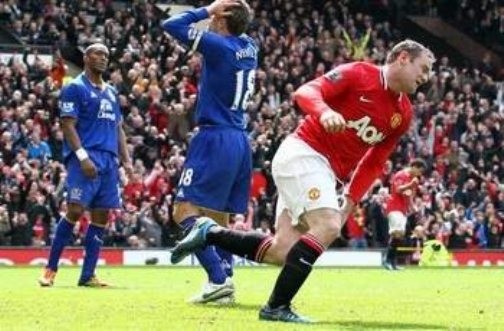 Có thêm Van Persie, Rooney vẫn sợ thua Everton ảnh 1
