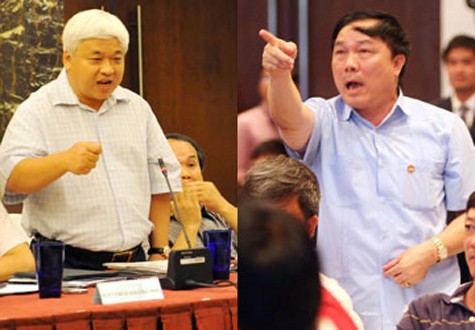 Bầu Đệ (phải) tố cáo VPF nghe lén điện thoại qua việc bầu Kiên chỉ tận mặt các ông bầu từng nhờ và chi tiền cho trọng tài tại hội nghị sơ kết.