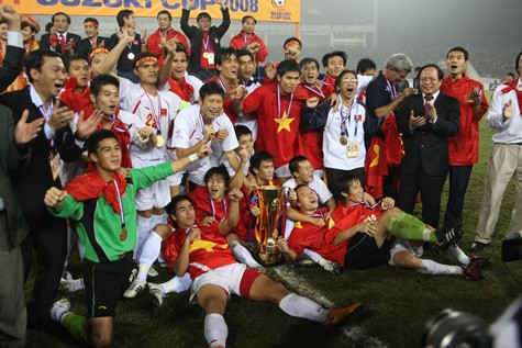 Tuyển Việt Nam vô địch AFF Suzuki Cup 2002.