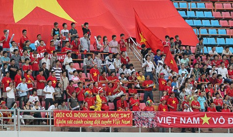 Người hâm mộ nên xin lỗi đội tuyển Việt Nam.