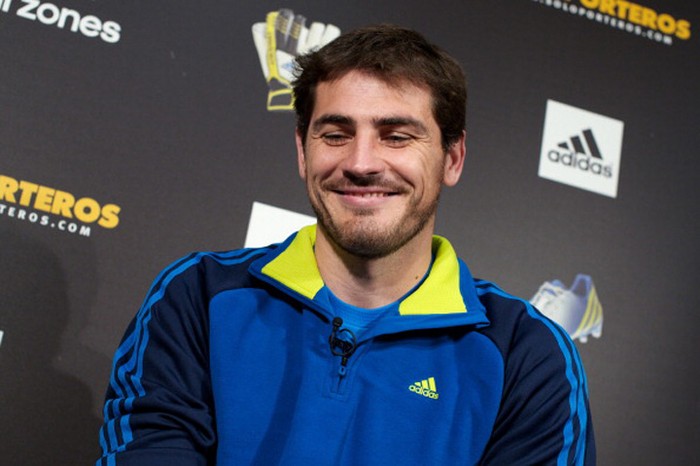 Vẻ đẹp trai, lãng tử của Casillas.