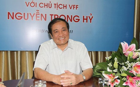 Chủ tịch VFF Nguyễn Trọng Hỷ: V-League 2013 sẽ có đội bỏ cuộc giữa chừng.
