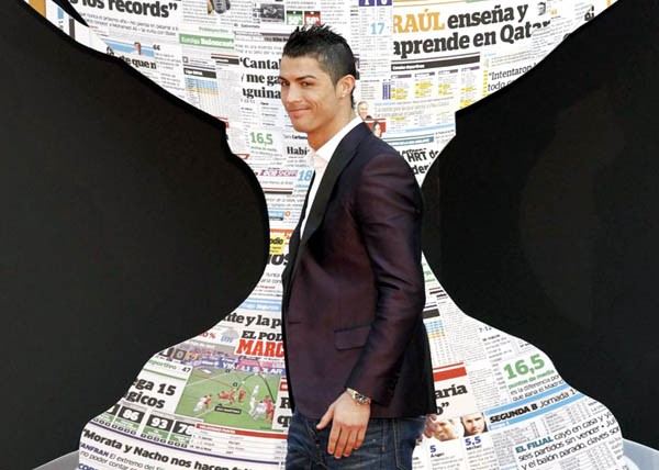 Ronaldo trong lễ trao giải của Marca.