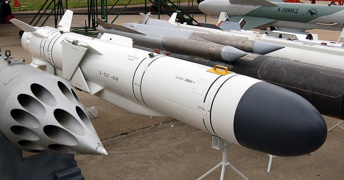 Tổ hợp Bal-E sử dụng tên lửa chống tàu Kh-35E