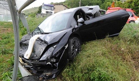 Lamborghini LP550-2 Balboni gây tại nạn tại Pháp.