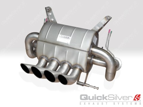 Hệ thống ống xả của QuickSilver có nhiều cải tiến đặc biệt là trọng lượng siêu nhẹ.