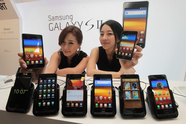 Samsung đã bán được hơn 10 triệu chiếc Galaxy S II ảnh 1