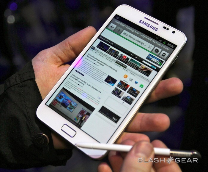 Cũng trong dịp này, Samsung đã chính thức công bố bộ phát triển ứng dụng dành cho chiếc bút S-Pen của Galaxy Note.