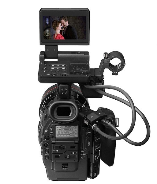 Canon EOS C300 phiên bản ngàm EF sẽ được bán ra vào tháng 1/2012 trong khi bản dùng ngàm PL là tháng 3/2012. Giá cho cả hai phiên bản là 20.000 USD.