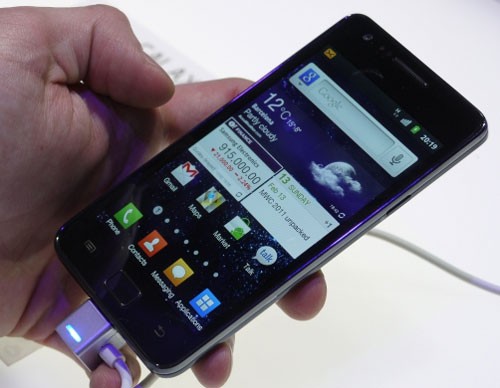 15 smartphone bán chạy nhất thế giới năm 2011 ảnh 2