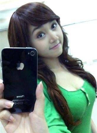 Mốt "tự sướng" bằng iPhone của teengirl Việt ảnh 11