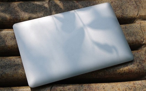 MacBook Air "nhái" giá chỉ hơn 8 triệu đồng ảnh 2