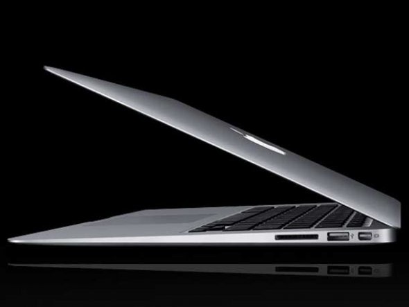 Có lẽ đây là "cảm hứng" cho Aspire: MacBook Air của Apple?.
