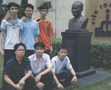 Đội tuyển Việt Nam tham dự kỳ thi IMO 2010