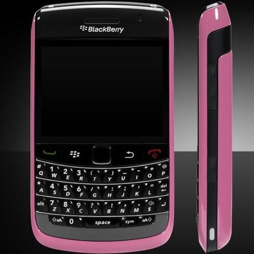 BlackBerry 9780 Pink Với thiết kế thời thượng bắt mắt, BlackBerry 9780 bản màu hồng đậm này hướng tới những bạn nữ cá tính và thời trang. Máy có hệ điều hành BlackBerry OS 6.0, camera 5MP và bàn phím QWERTY truyền thống của dòng BlackBerry, chắc chắn sẽ mang đến cho bạn những trải nghiệm hấp dẫn.