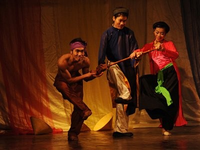 Bài thi tốt nghiệp của SV khoa múa, ĐH sân khấu điện ảnh Hà Nội. (Ảnh: Trần Quyền)