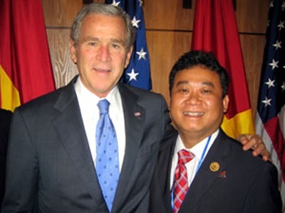 Ông Đặng Thành Tâm và Tổng thống Mỹ G. Bush