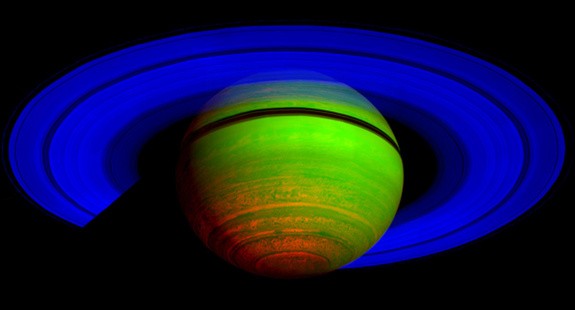 Hình ảnh kết hợp từ những khối màu không có thật này được thu thập từ 65 lần quan sát riêng lẻ từ tàu vũ trụ Cassini và quang phổ kế tia hồng ngoại
