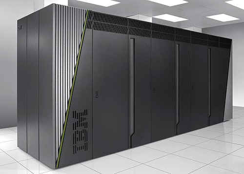 IBM Sequoia vừa vượt kỷ lục của Fujitsu K để trở thành siêu máy tính nhanh nhất thế giới. Mẫu siêu máy tính K của Nhật Bản giờ chỉ chiếm vị trí thứ hai về tốc độ. Đây là lần đầu tiên siêu máy tính của Mỹ vượt lên dẫn đầu kể từ khi nước này bị Trung Quốc vượt mặt vào hai năm trước. Theo dự kiến, Sequoia sẽ được sử dụng để tính toán mô phỏng quá trình tăng tuổi thọ của vũ khí hạt nhân thay vì việc thử nghiệm trong thực tế.