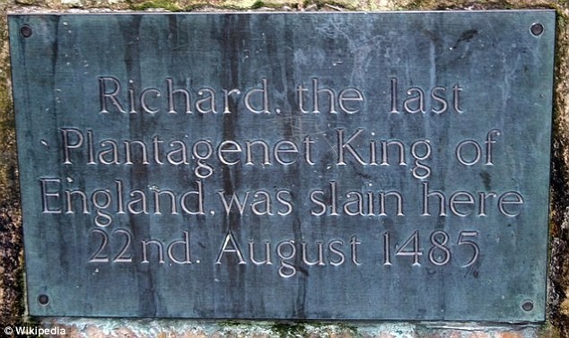 Xác của của vua Richard III được cho là đã bị mang đến Leicester và được chôn cất tại nhà thờ thuộc Chủng viện Franciscan. Nhưng vị trí chính xác của nhà thờ cũng dần biết mất theo thời gian và có lời đồn rằng hài cốt của vua có thể bị ném xuống sông Soar sau khi các tu viện giải thể. Các chuyên gia hy vọng có thể xóa tan những tin đồn, khám phá ra khu nhà thờ và hài cốt của vua Richard III.