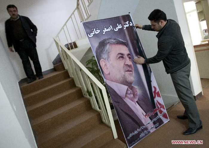 Cuộc bầu cử quốc hội sắp tới tại một trụ sở bầu cử ở Tehran, thủ đô của Iran. Ảnh: Tân Hoa xã.