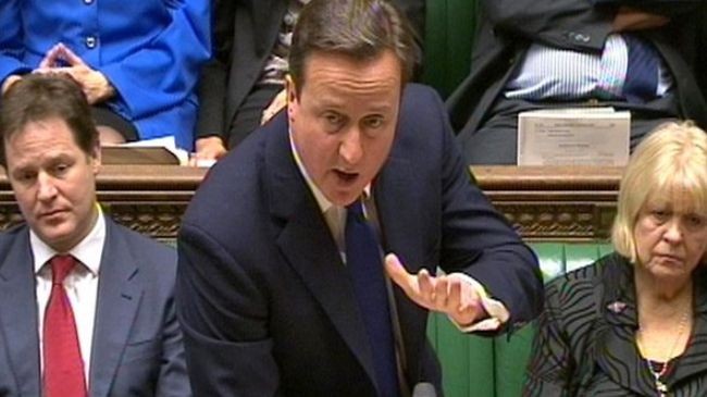 Thủ tướng David Cameron thừa nhận cung cấp tiền cho phiến quân Syria.