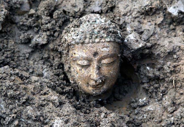 Số lượng lớn các bức tượng Phật đã được phát hiện tại làng Beiwu, phía bắc thành phố Ye, tỉnh Hà Nam.