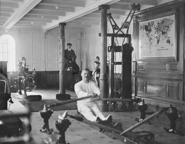 Phòng tập thể dục trên Titanic.