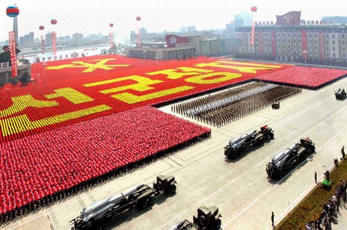 Hình ảnh về lễ kỷ niệm ngày sinh của cố chủ tịch Kim Il-Sung của Triều Tiên.
