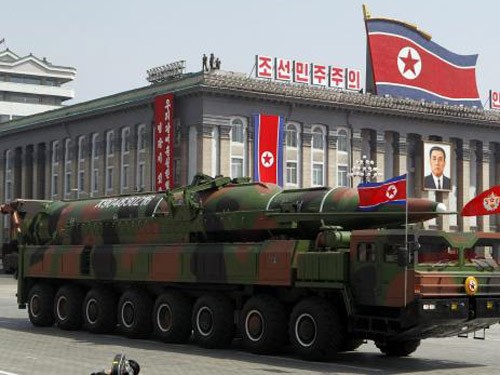 Vũ khí hạng nặng của Triều Tiên phô diễn trong cuộc diễu binh vừa qua ở Bình Nhưỡng.