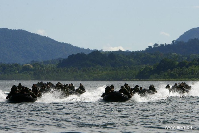 Cuộc diễn tập đánh chiếm đảo diễn ra tại đảo Palawan với sự tham gia của khoảng 100 binh sĩ.