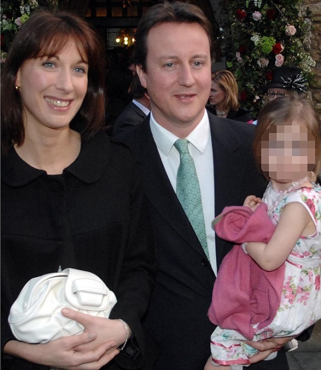 Vợ chồng Thủ tướng Anh David Cameron và cô con gái Nancy.