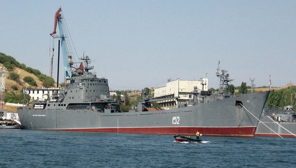 Tàu đổ bộ Nikolai Filchenkov của Nga.