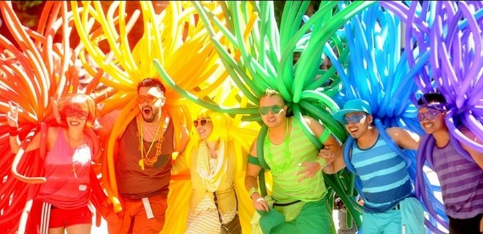 Hôm chủ nhật (ngày 24/6), từ San Francisco đến New York và nhiều thành phố, thị trấn khác ở Mỹ, cuộc diễu hành đồng tính đã được tổ chức rầm rộ.