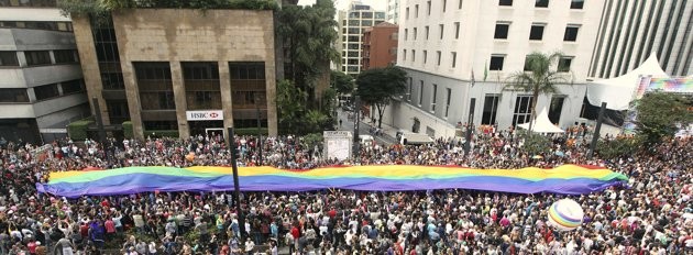 Cảnh tượng đông đúc ở Sao Paulo, Brazil ngày 10/6.