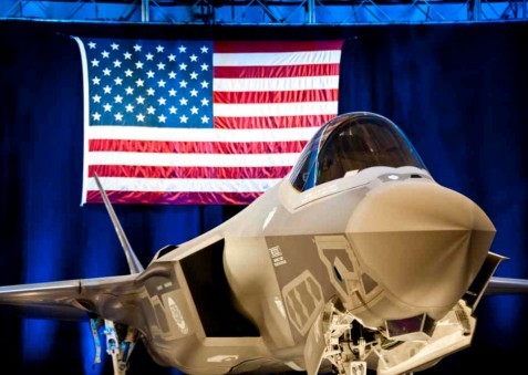 Máy bay tàng hình F-35 do Mỹ sản xuất.