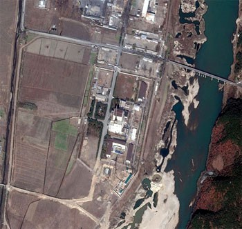 Cơ sở thử nghiệm hạt nhân Yongbyon của Triều Tiên trên ảnh chụp qua vệ tinh.