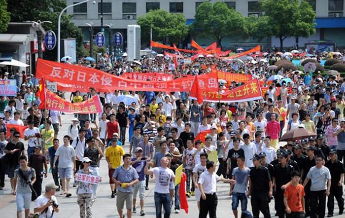 Dân Trung Quốc biểu tình chống Nhật Bản sau động thái 9 Nghị sĩ và gần 150 người Nhật Bản ra đảo Senkaku hôm qua 19/8