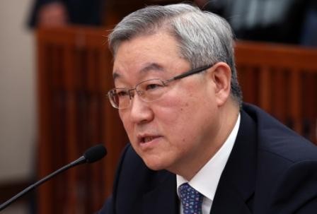 Ngoại trưởng Hàn Quốc Kim Sung-hwan cho rằng không có tranh chấp lãnh thổ vì Dokdo đã thuộc chủ quyền của nước này.
