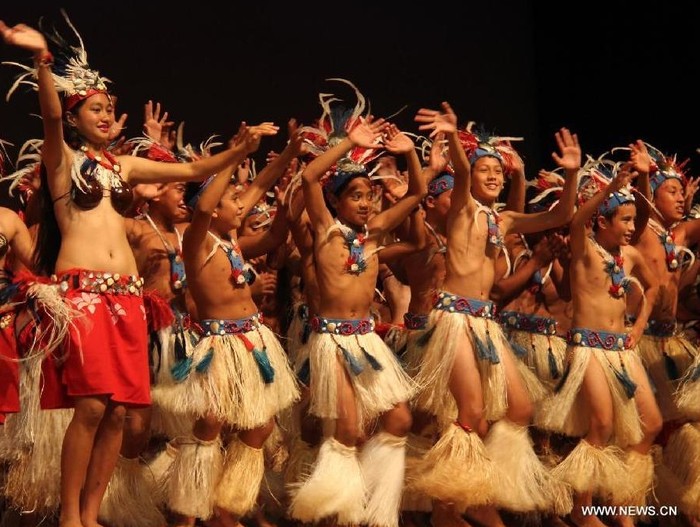 Nhiều tiết mục hát, múa truyền thống của khu vực Thái Bình Dương đã được trình diễn, chào đón lãnh đạo các nước.