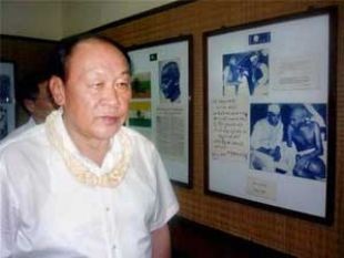 Ông Lương Quang Liệt thăm bảo tàng Mani Bhavan