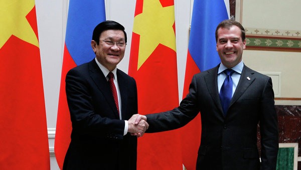 Chủ tịch Trương Tấn Sang đã có cuộc hội đàm với Thủ tướng Dmitry Medvedev tại Moscow. Chủ tịch cũng sẽ có cuộc hội đàm với Tổng thống Nga Vladimir Putin để thảo luận về những nỗ lực tăng cường đối thoại chính trị và mở rộng hợp tác kinh tế giữa hai nước, cũng như các vấn đề quốc tế.