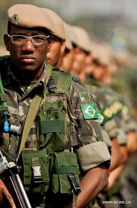 Các lực lượng vũ trang Brazil đã tham gia lễ duyệt binh chào mừng ngày Quốc khánh.
