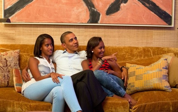 Ba bố con cùng đang xem truyền hình khi bà Michelle Obama có bài phát biểu tại Đại hội toàn quốc đảng Dân chủ vào ngày 4/9 vừa qua.