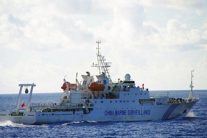 Tàu Hải giám Trung Quốc di chuyển gần nhóm đảo tranh chấp.