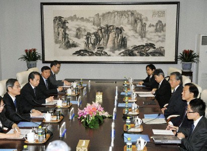 Cuộc hội đàm giữa Thứ trưởng Ngoại giao Nhật Bản và người đồng cấp.